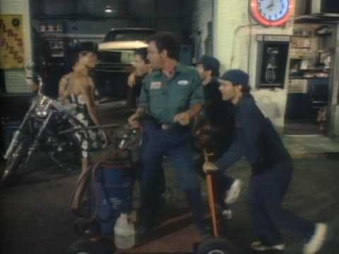 Billy Joel - Uptown Girl